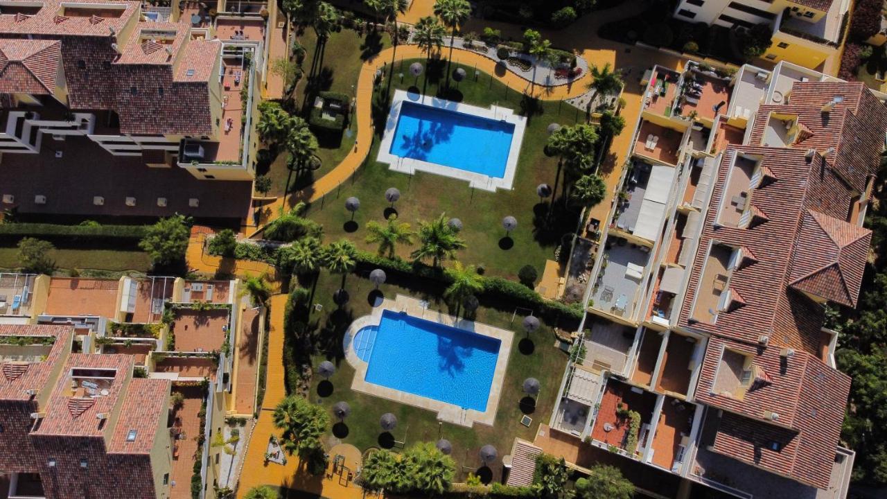 Hanami Puerto Alto Estepona Pa 4-2 Kültér fotó