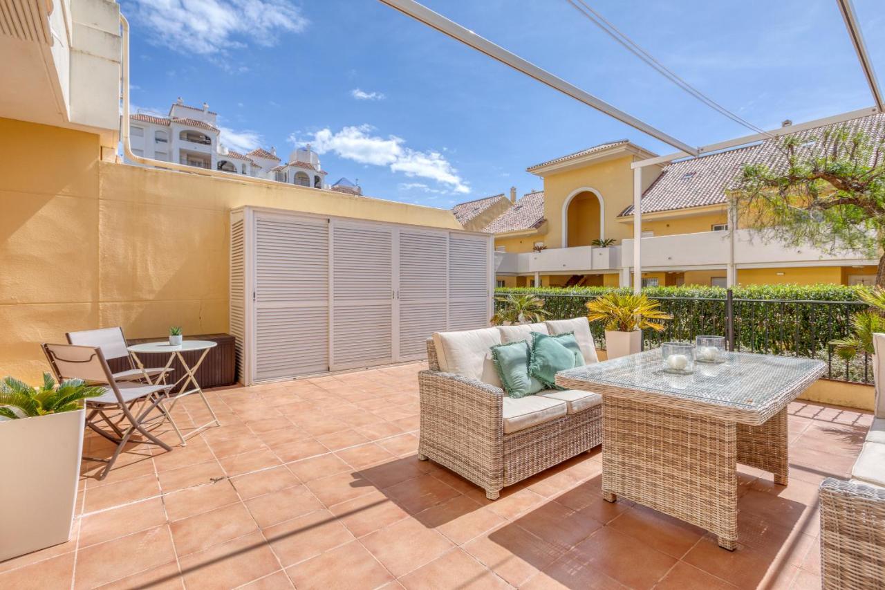 Hanami Puerto Alto Estepona Pa 4-2 Kültér fotó